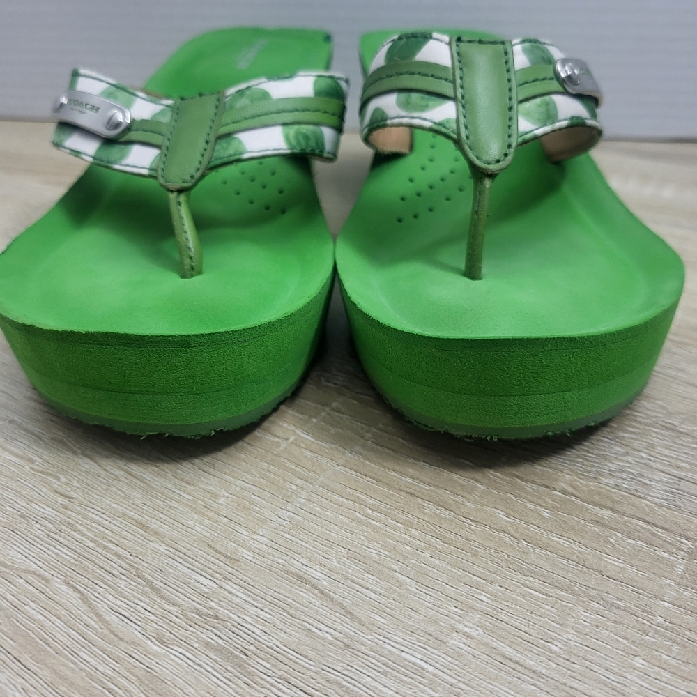 Coach Brand. Jade Print Dot Wedges. Womens Size 8.5 - Picture 6 of 14